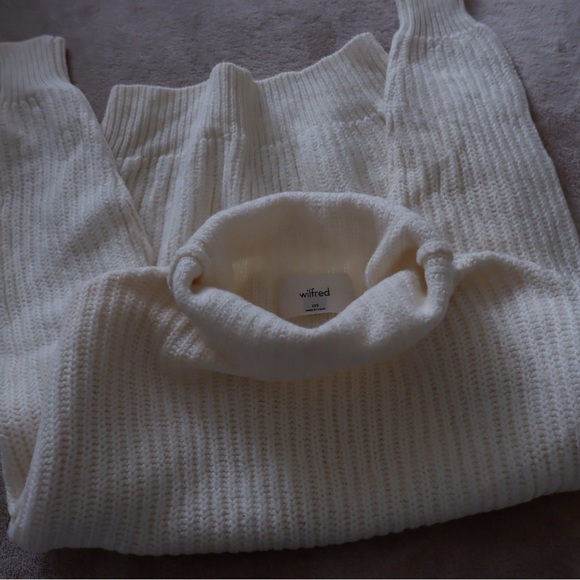 WILFRED Montpellier Turtleneck - Picture 5 of 11